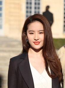 努力的女明星