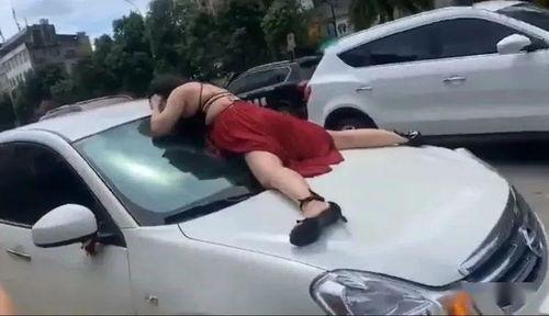 黄占车头条文章,揭秘汽车行业最新动态与趋势