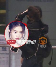 最近曝光恋情的明星,当红明星甜蜜牵手引热议